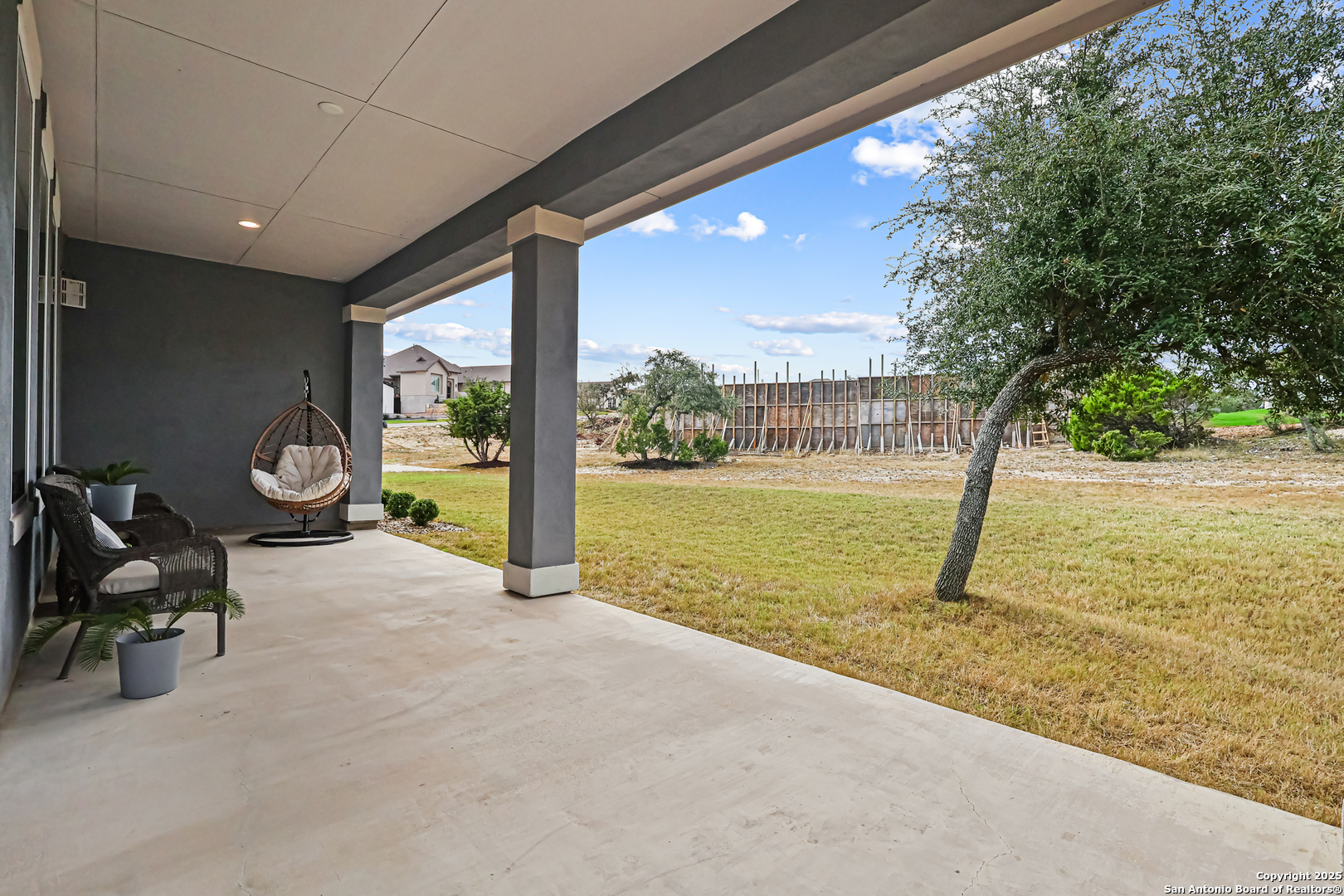 27103 Coltons Canyon San Antonio, TX 78260 - Photo 40 of 42 a view of a livingroom with furniture
