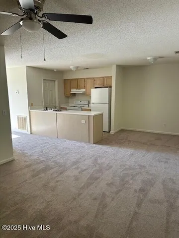 $775 | 2928 West Hills Drive, Unit F, Greenville, NC 27834