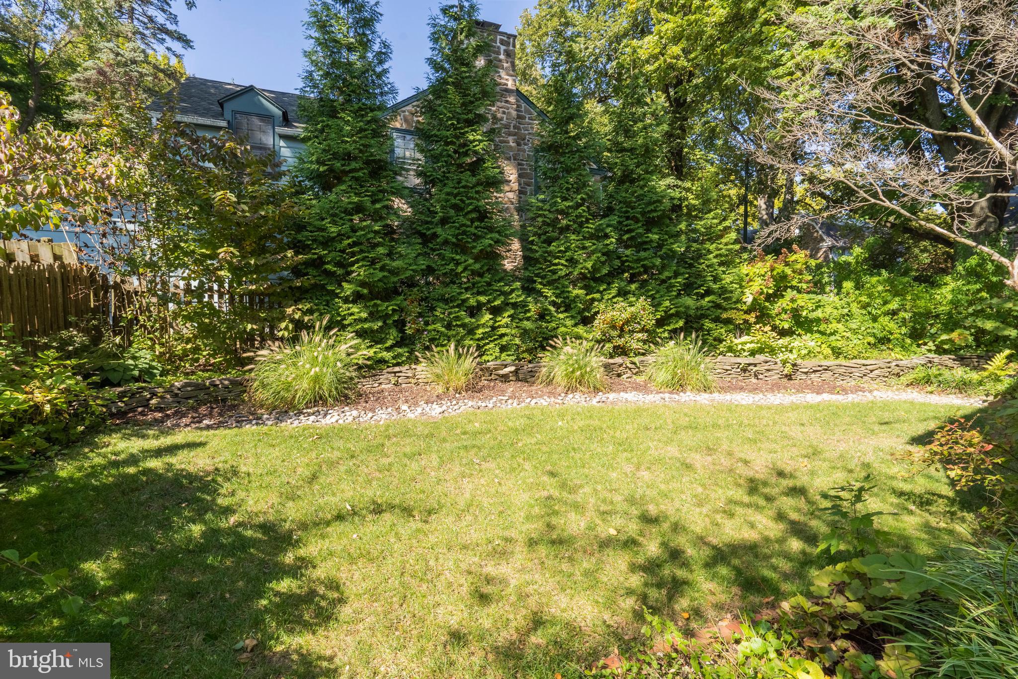 7800 Linden Road Glenside, PA 19038 - Photo 42 of 43 Large Yard on North Side of House