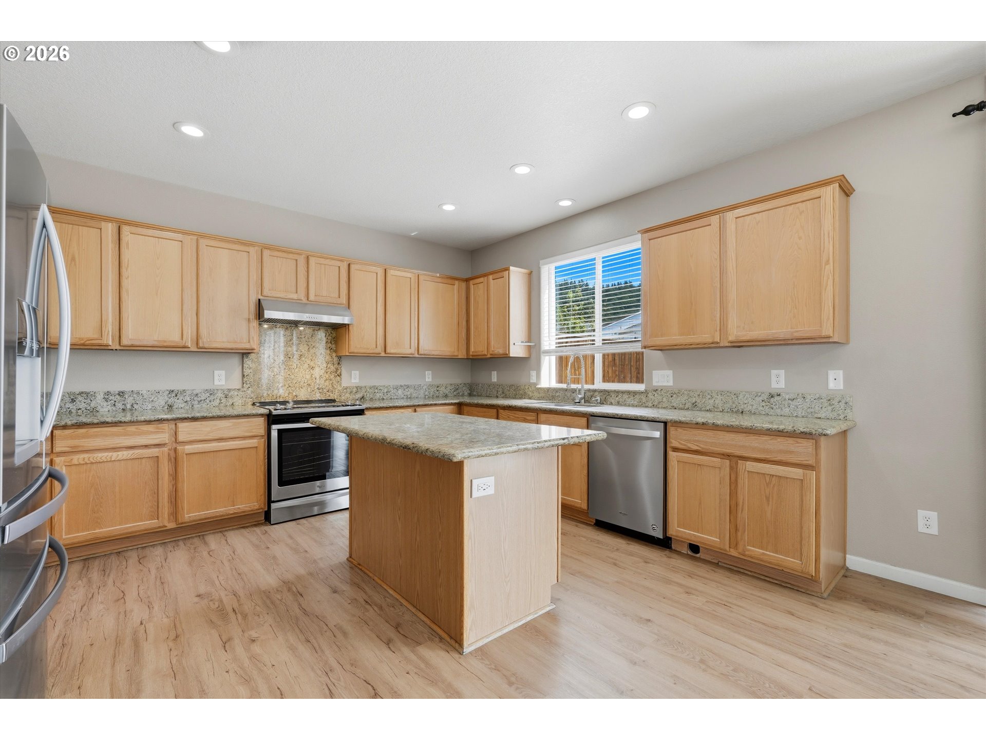 2068 Southwest 34th Street Gresham, OR 97080 - Photo 12 of 48
