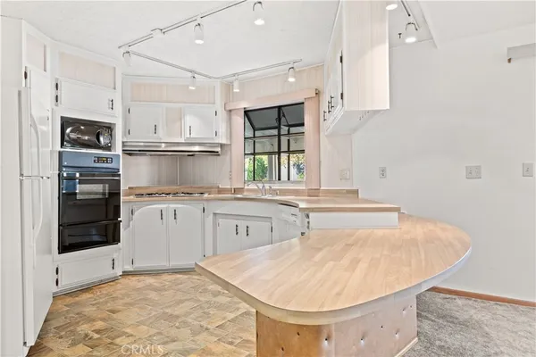 $399,000 | 5200 Irvine Boulevard, Irvine, CA 92620