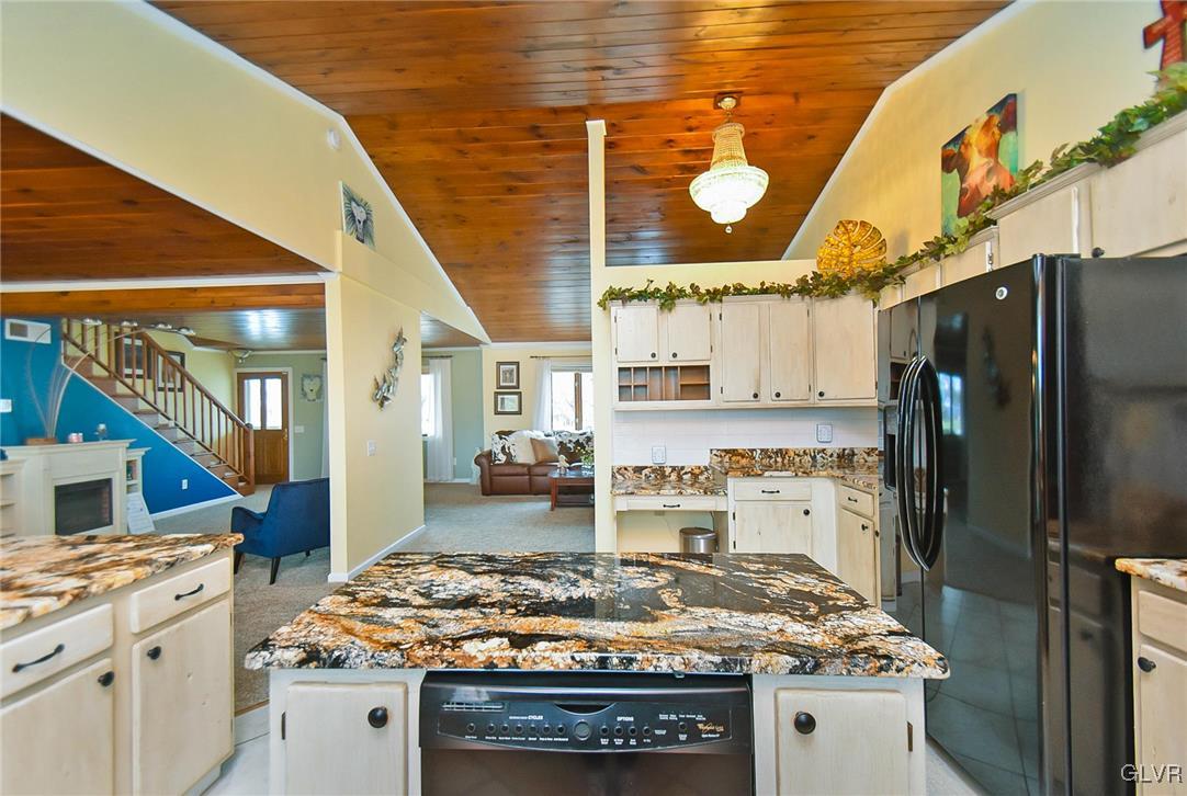 1291 Lieb Road Easton, PA 18040 - Photo 11 of 48 Gallery Image 11
