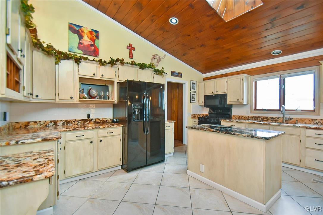 1291 Lieb Road Easton, PA 18040 - Photo 13 of 48 Gallery Image 13