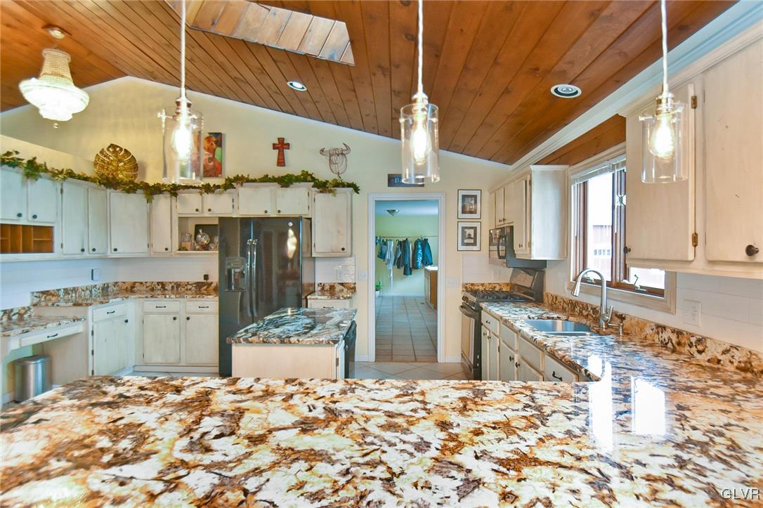 1291 Lieb Road Easton, PA 18040 - Photo 18 of 48 Gallery Image 18
