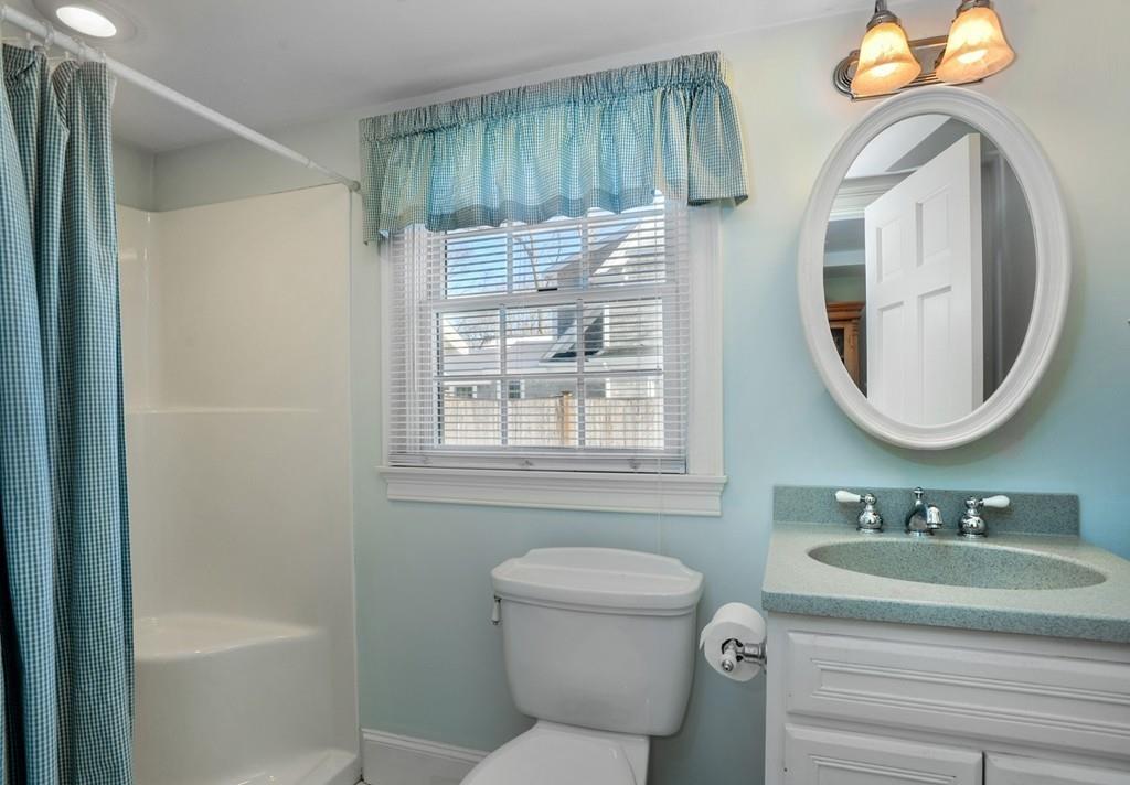 10 Stoddard Road Hingham, MA 02043 - Photo 17 of 26 Gallery Image 17