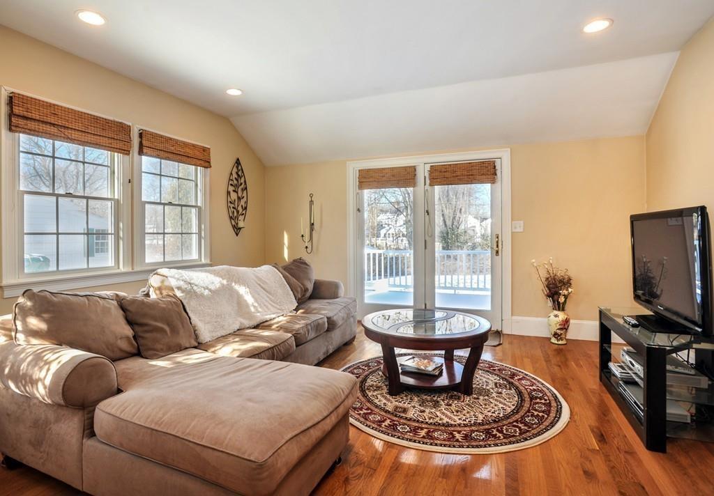 10 Stoddard Road Hingham, MA 02043 - Photo 8 of 26 Gallery Image 8