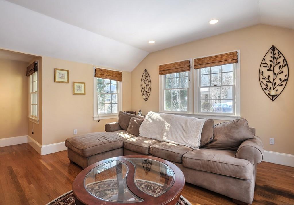 10 Stoddard Road Hingham, MA 02043 - Photo 9 of 26 Gallery Image 9