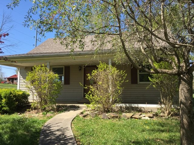 1745 Meridian Road Mitchell, IN 47446 - Photo 1 of 12