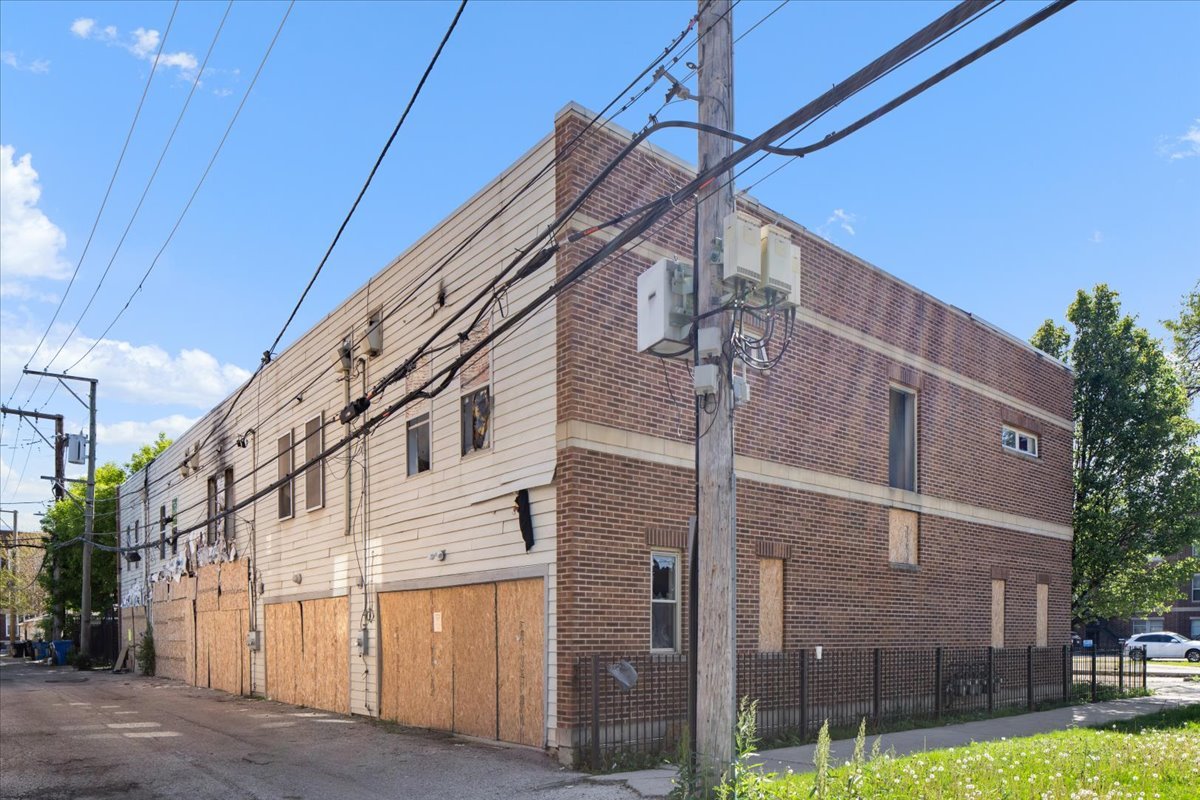 3149 West Lexington Street, Unit 2 Chicago, IL 60612 - Photo 4 of 4