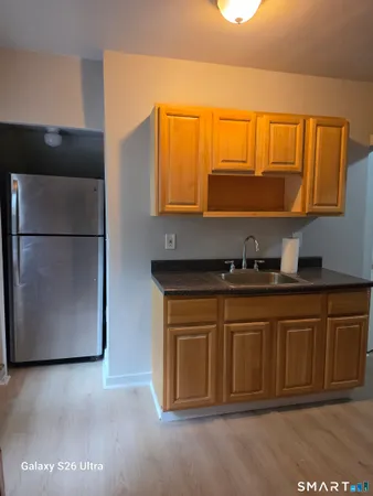 $1,500 | 27 Waterville Street, Unit 3, Waterbury, CT 06710
