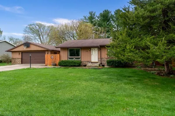 $334,900 | 718 Crist Road, Beloit, WI 53511