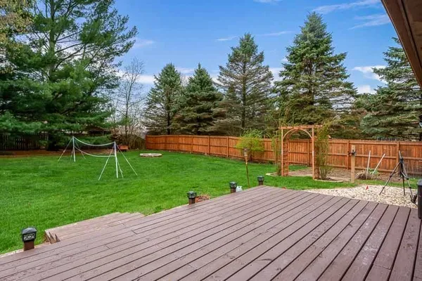 $334,900 | 718 Crist Road, Beloit, WI 53511