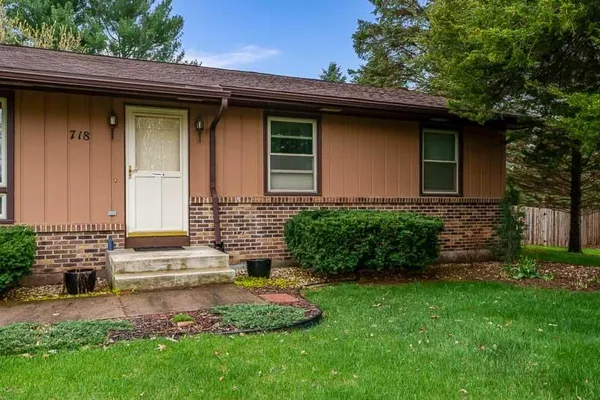 $334,900 | 718 Crist Road, Beloit, WI 53511