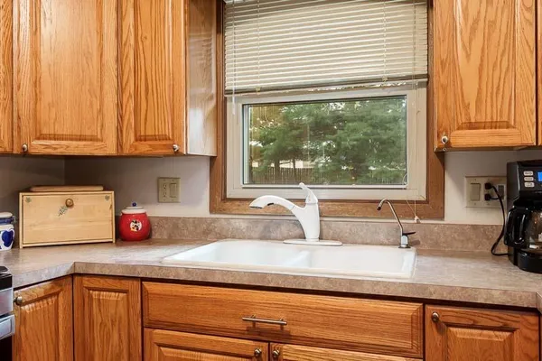 $334,900 | 718 Crist Road, Beloit, WI 53511