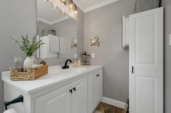 $319,900 | 3 Slate Run, North Hampton, NH 03862