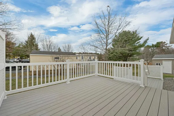 $319,900 | 3 Slate Run, North Hampton, NH 03862