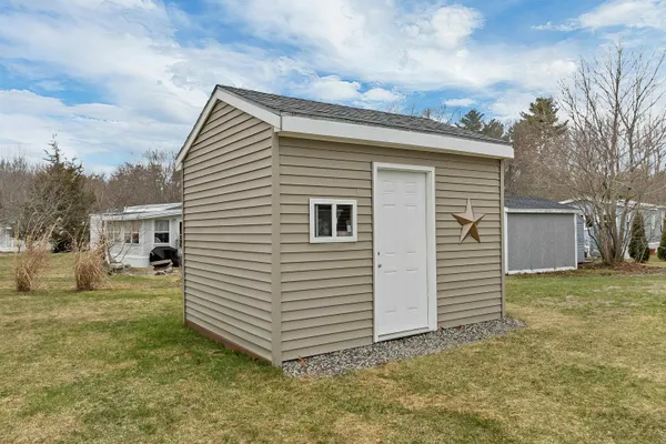 $319,900 | 3 Slate Run, North Hampton, NH 03862