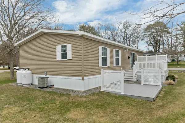 $319,900 | 3 Slate Run, North Hampton, NH 03862