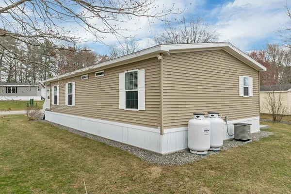 $319,900 | 3 Slate Run, North Hampton, NH 03862
