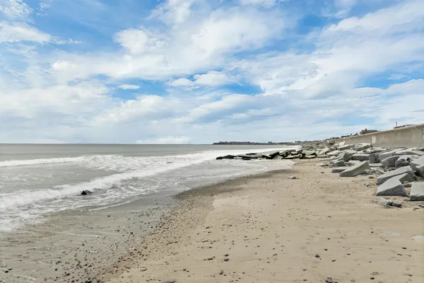$319,900 | 3 Slate Run, North Hampton, NH 03862