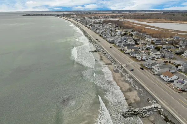 $319,900 | 3 Slate Run, North Hampton, NH 03862