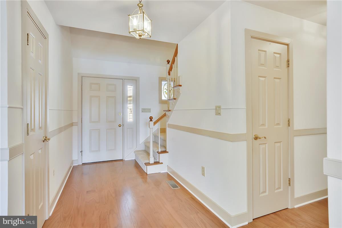 6861 Edge Creek Road St. Michaels, MD 21663 - Photo 13 of 34 Foyer