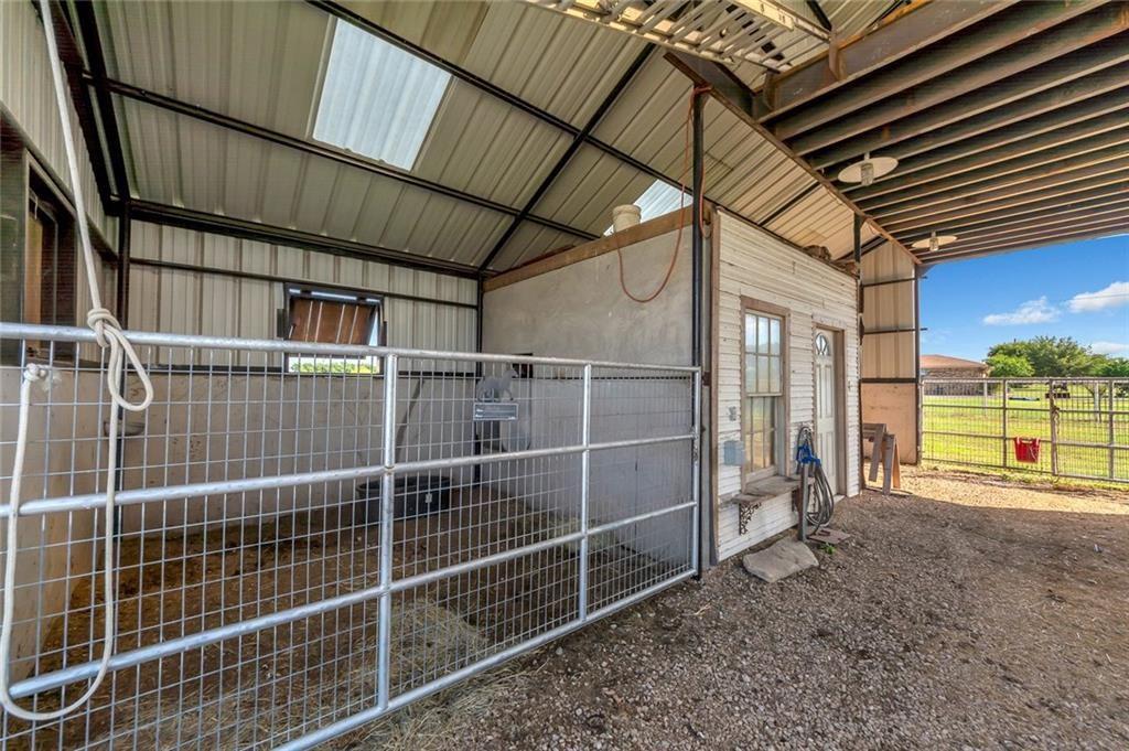 1061 Boaz Road Fort Worth, TX 76052 - Photo 6 of 25 Gallery Image 6
