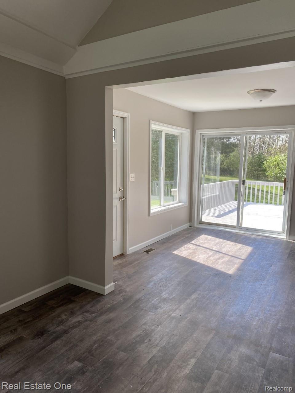 3147 Roods Lake Road Lapeer, MI 48446 - Photo 20 of 66 Entry.jpg
