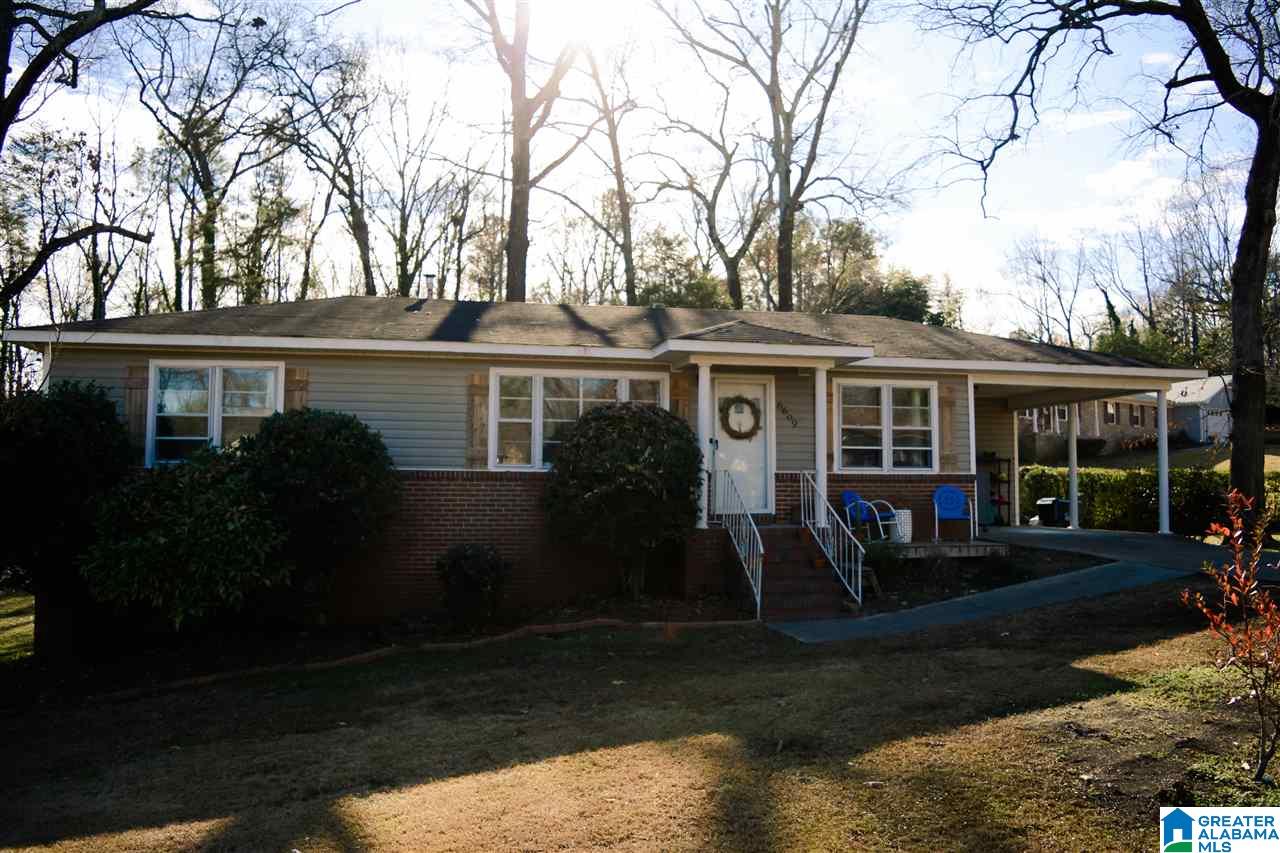6609 Lynn Avenue Southwest Leeds, AL 35094 - Photo 3 of 32