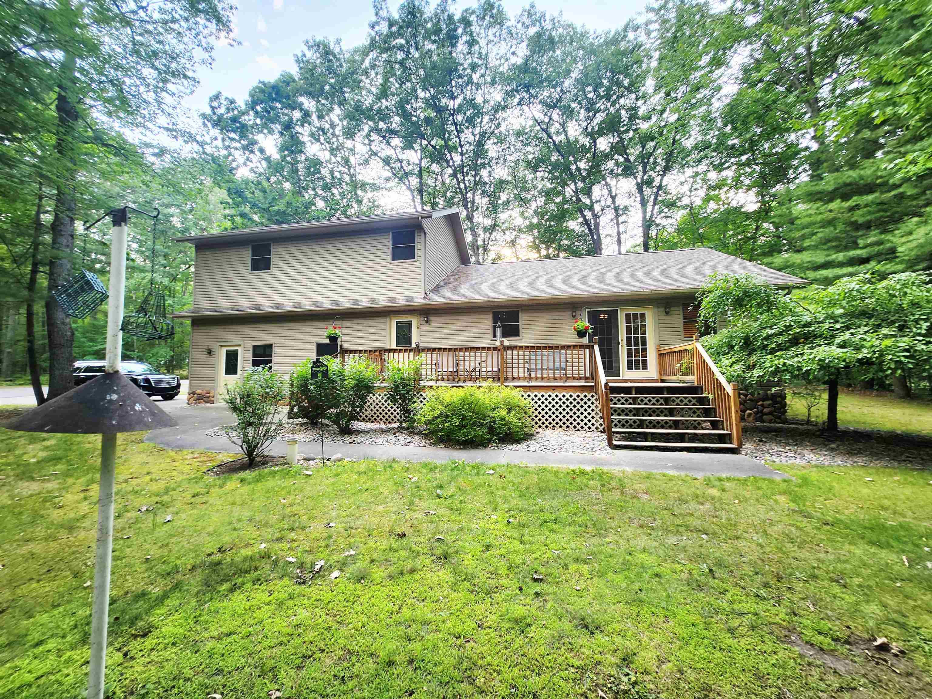 279 Rising Fawn Trail Roscommon, MI 48653 - Photo 34 of 51 1937463-35e96805-6976-4f0a-bf71-20163a4ea778.JPG