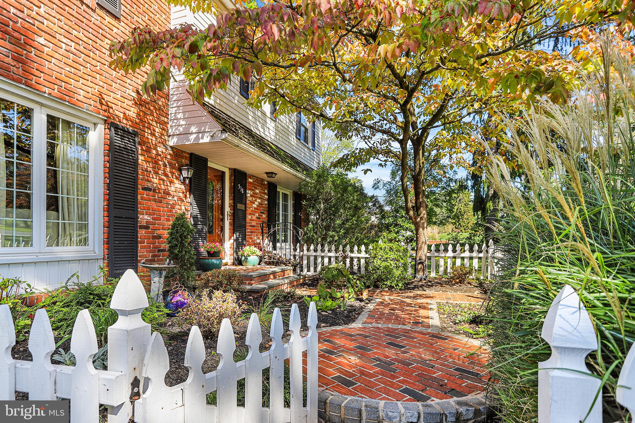 538 Media Line Road Newtown Square, PA 19073 - Photo 3 of 42