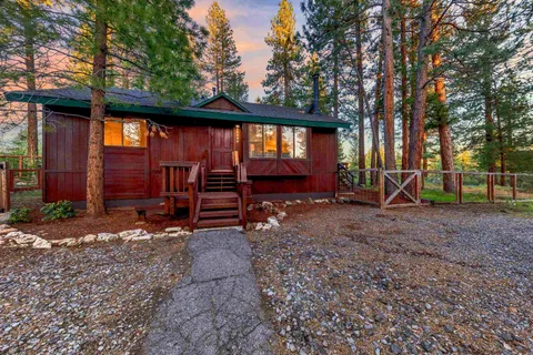 $639,900 | 10260 Laburnham Circle, Truckee, CA 96161