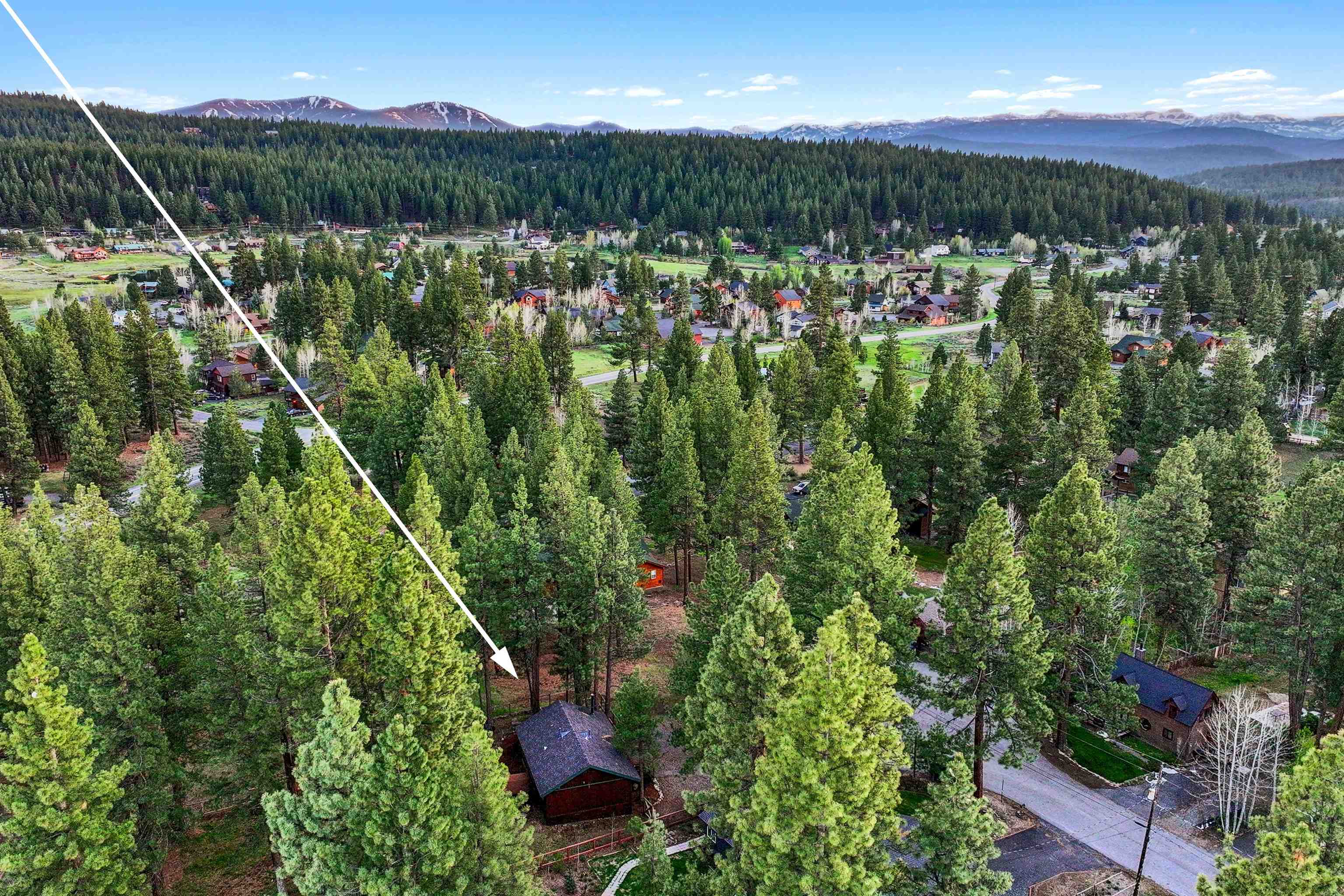 10260 Laburnham Circle Truckee, CA 96161 - Photo 13 of 27