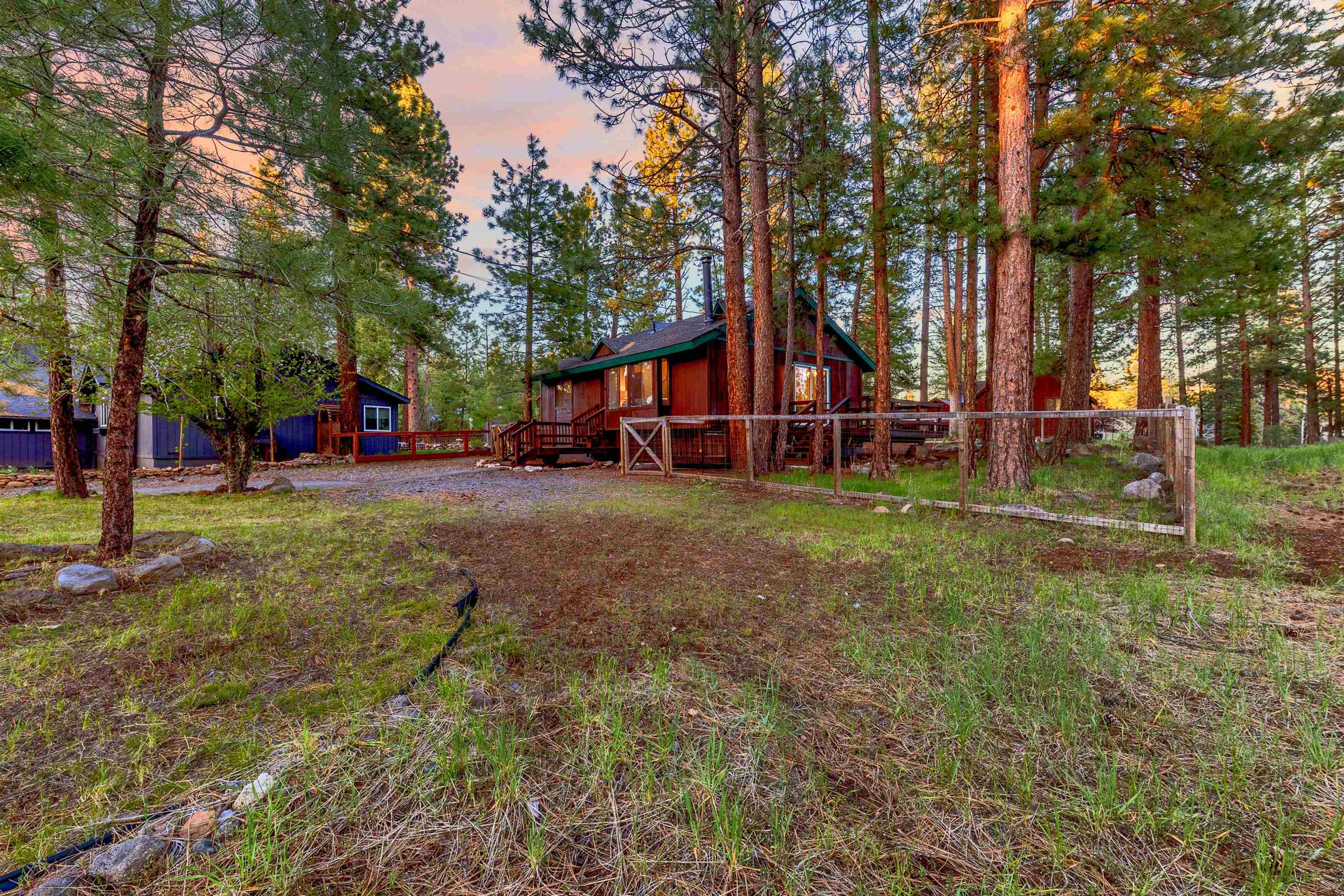 10260 Laburnham Circle Truckee, CA 96161 - Photo 18 of 27
