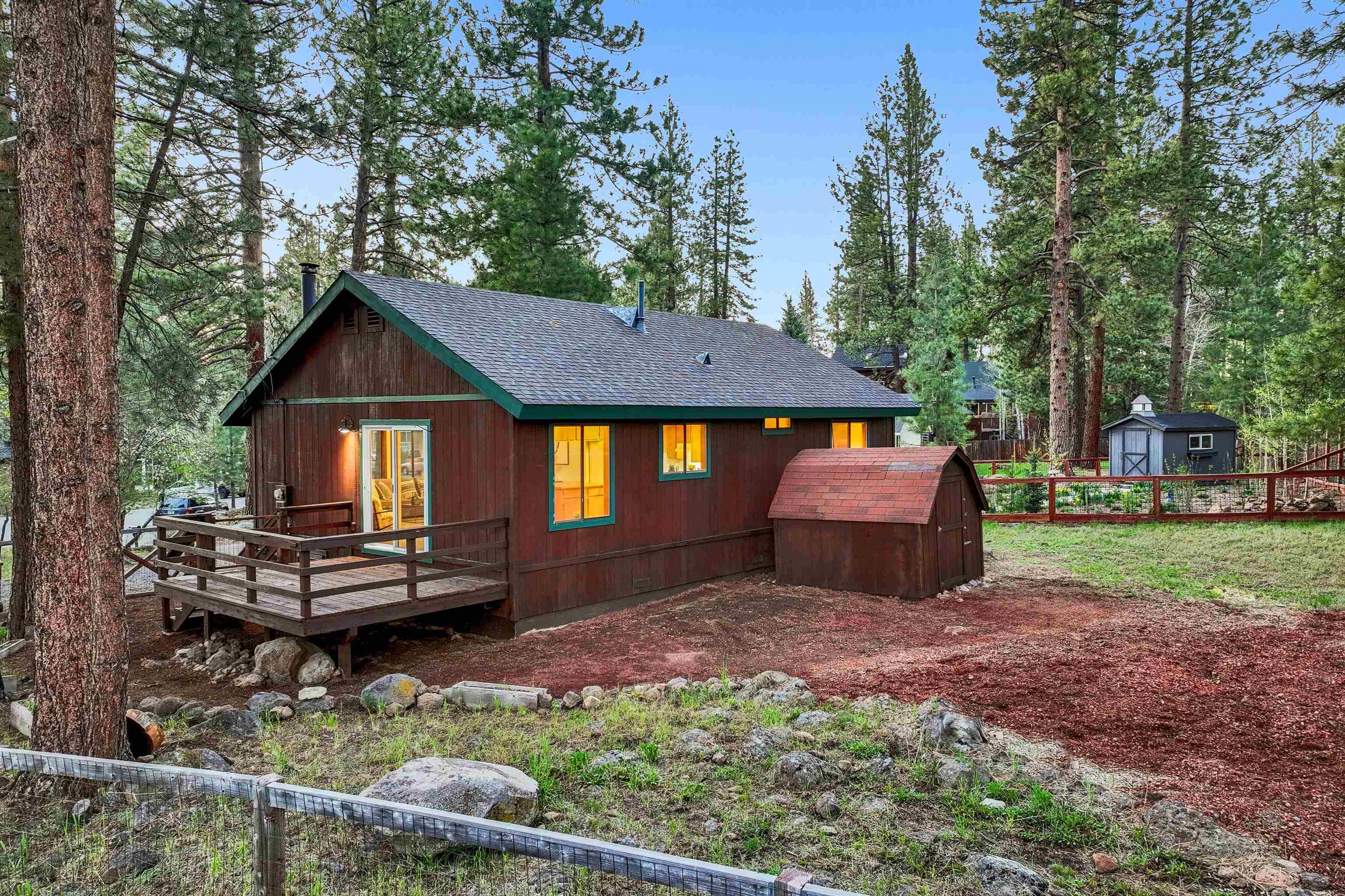 10260 Laburnham Circle Truckee, CA 96161 - Photo 20 of 27
