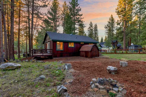 $639,900 | 10260 Laburnham Circle, Truckee, CA 96161