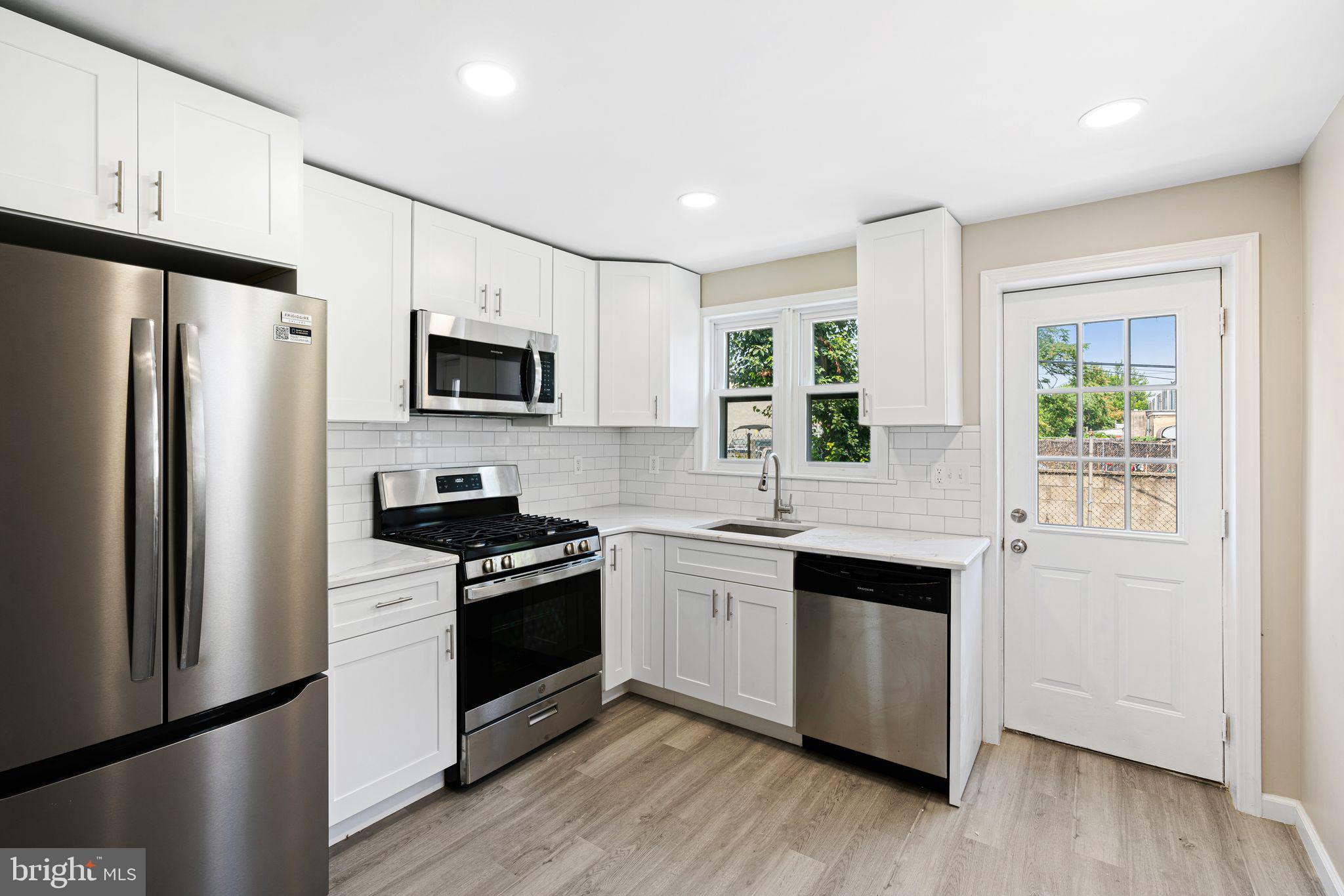 2265 East Clearfield Street Philadelphia, PA 19134 - Photo 8 of 21