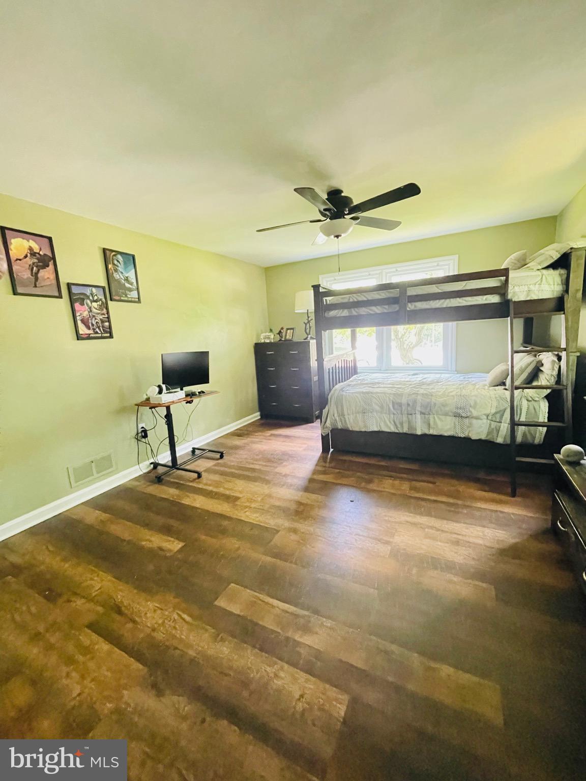 360 Edgehill Road York, PA 17403 - Photo 18 of 45