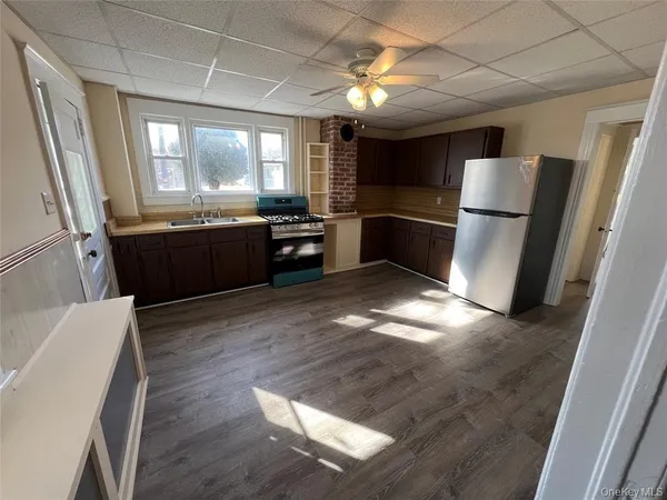 $2,300 | 47 Maples Lane, Middletown, NY 10940