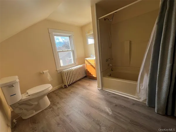 $2,300 | 47 Maples Lane, Middletown, NY 10940