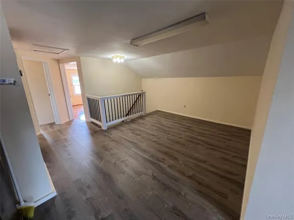 $2,300 | 47 Maples Lane, Middletown, NY 10940