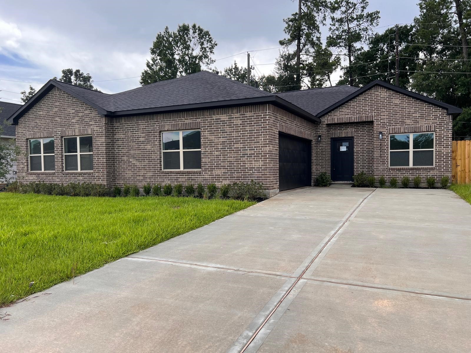 20015 Venetto Street Cir Spring Spring, TX 77388 - Photo 2 of 26