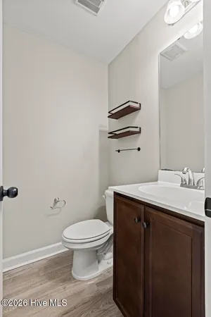 $2,175 | 707 Pandion Court, Holly Ridge, NC 28445