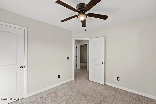 $2,175 | 707 Pandion Court, Holly Ridge, NC 28445