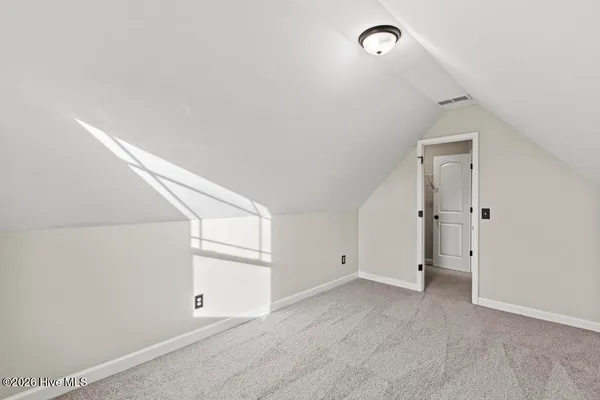 $2,175 | 707 Pandion Court, Holly Ridge, NC 28445