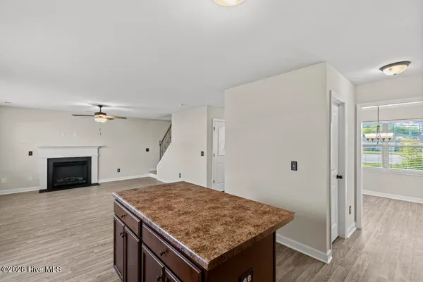 $2,175 | 707 Pandion Court, Holly Ridge, NC 28445