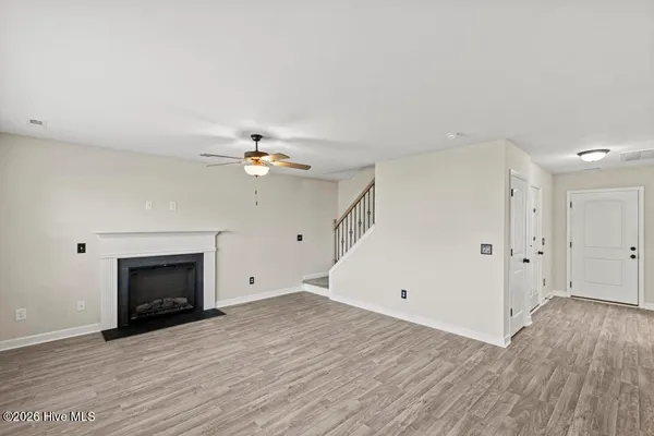 $2,175 | 707 Pandion Court, Holly Ridge, NC 28445