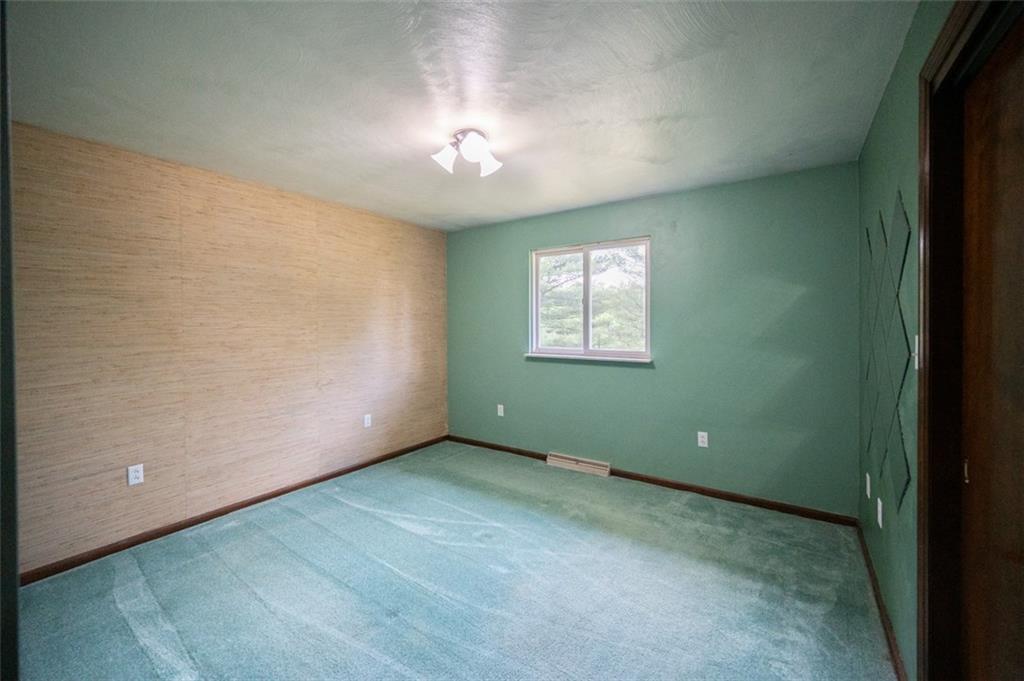 423 Kings Road Apollo, PA 15613 - Photo 18 of 25