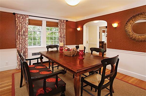 24 Nickerson Road Newton, MA 02467 - Photo 3 of 12