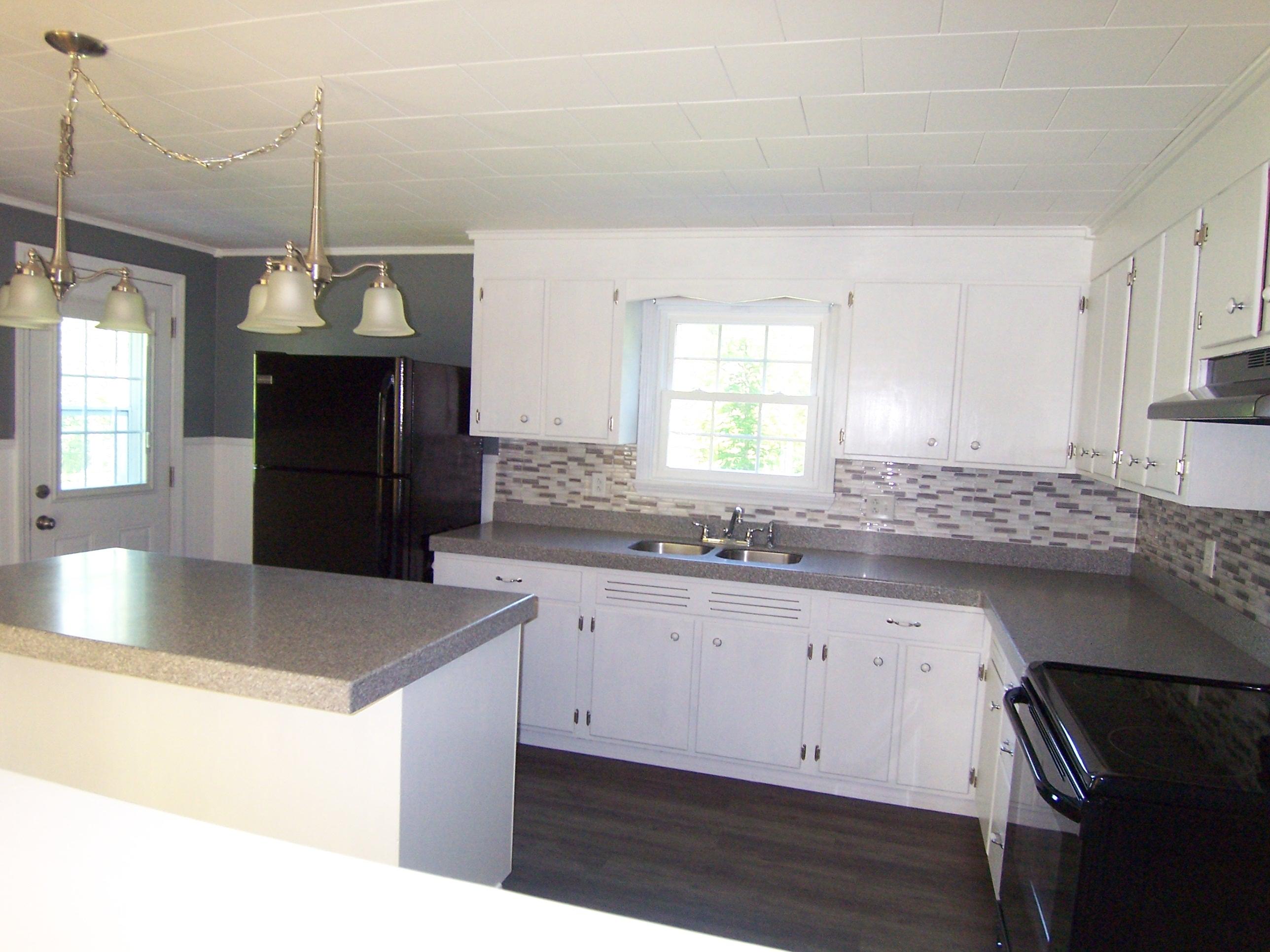 95 Old Greene Road Lewiston, ME 04240 - Photo 4 of 37 100_7655